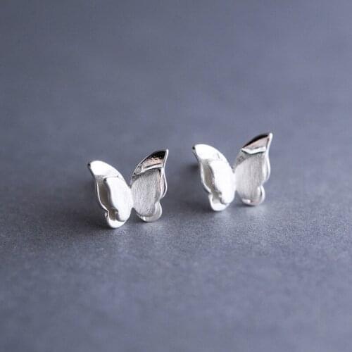 Charm 925 Silver Needle Butterfly Stud Earrings Exquisite Lady Girl Stud Earrings Fashion Jewelry Party Good Gift for Friends