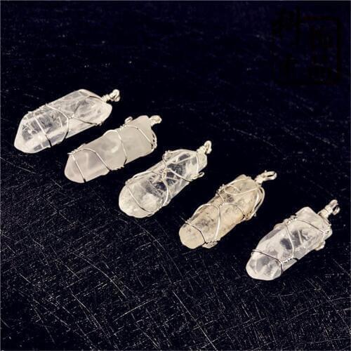 6pcs/lot Natural Stone Random Irregular Clear Quartz Pillar Pendants Twine Crystal Irregular Stone Point Healing Free Shipping