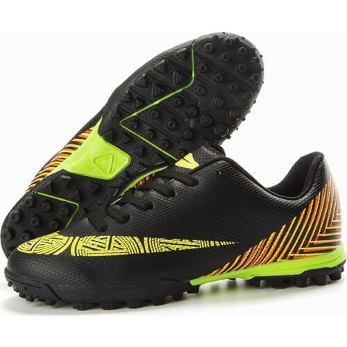 2020 New Boys Soccer Cleats Shoes Boys High Ankle Football Boots Indoor Turf Soccer Shoes Boys Kids Training Futsal Sneakers