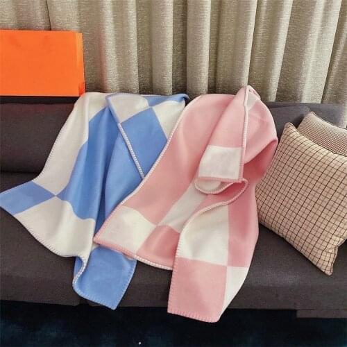 European and American luxury classic rocking horse pattern wool and cashmere baby blankets winter warm childrens baby blankets