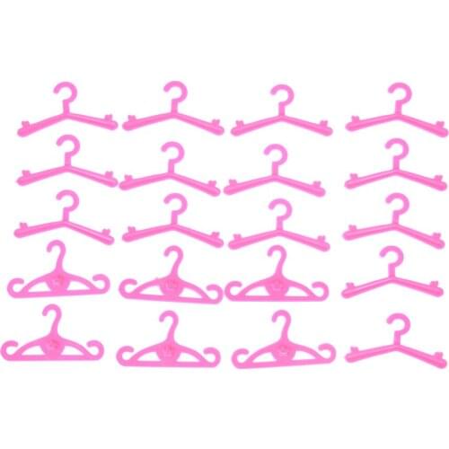 20Pcs/Lot Random Delivery Pink Hangers Dress Clothes Accessories For Doll Pretend Play New year Girls' Gift