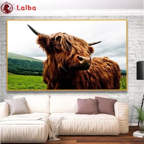 Diamond Embroidery Modern animal art, highland cattle Full Square round Diamond Mosaic Art Painting Cross Stitch Wall Decor
