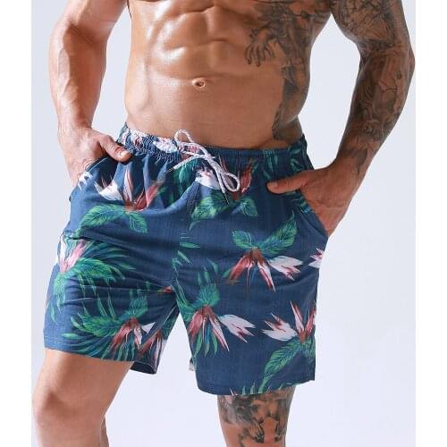 Hot Sell Mens Beach Shorts Holiday Casual Shorts Guys Summer Surf Board Shorts Sportswear Bottoms Fashion Mens Jogger Training