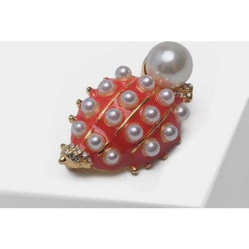 Amorita boutique Red conch design pearl pin fashion animal brooch