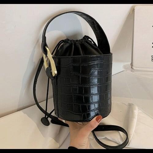 Women Leather Handbags Drawstring Vintage Bucket Shoulder Bag Female Sac Designer Crossbody Bags for Women Casual Messenger Bag