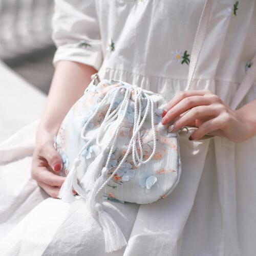 Fashion Embroidery Women Handbags Tassel Classical Style Pink Ladies Shoulder Bags Female Designer Crossbody Bags and Purses