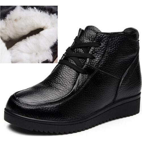 2019 New Comfort Warm Wool Winter Boots Flat Non-slip Lace-up Casual Shoes Sneakers Women Boots Plus Size Genuine Leather Boots