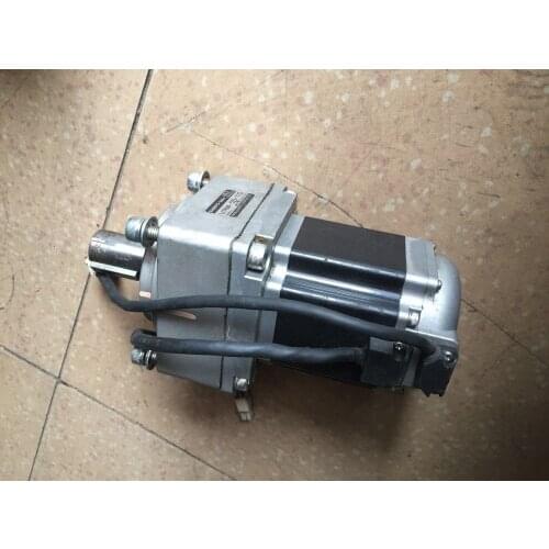 Servo motor TS4614N2038E200 reducer VRM-5D-TS 1:5 , Used one , 90% appearance new , 3 months warranty , fastly shipping