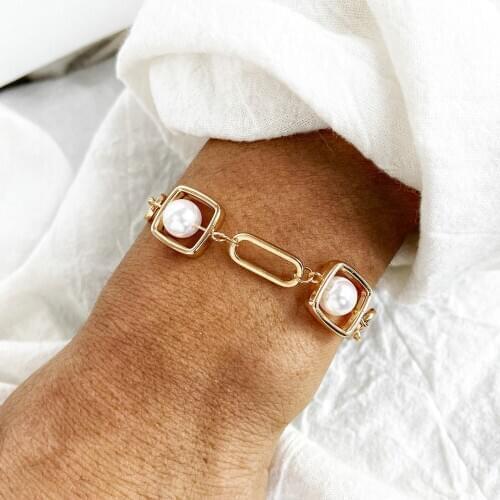 5246 Han Zhishang New Geometric Metal Inlaid Pearl Bracelet Creative Retro Simple Temperament Bracelet