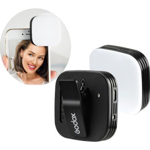 New Godox Mini portable Selfie Flash LEDM32 Camera 32 LED Video Fill light CRI95 with Built-in Lithium Battery for Mobile Phone