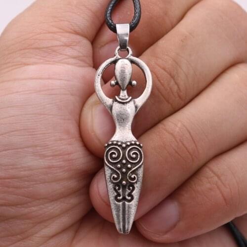 Witchcraft Goddess of the Moon Necklace Fertility Goddess Pregnancy Charms Pendant with Women gift
