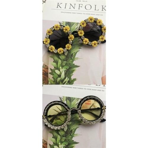 Women sunglasses mirror color changing fashion sunglasses hand-made with small flowers with diamond decorative ladys sunglasses