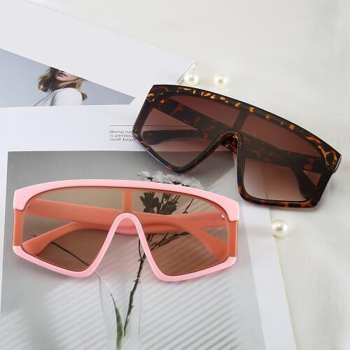PAMASEN Rivet Siamese Luxury Plastic Sun Glasses Female Eyewear Goggle Anti-glare Glasses Gradient Sunglasses For Women