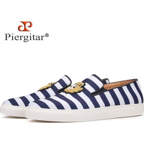 Piergitar 2019 mixed colors striped canvas men sneakers with custom crown silk designs Handcrafted men loafers white outsole