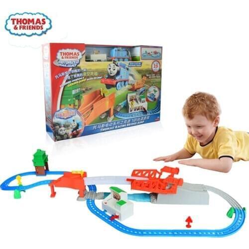 Thomas and Friends Racing Bridge JumP Trackmast Alloy Diecast Childrens Educational Baby Kids Model Car Toys For Children Boys