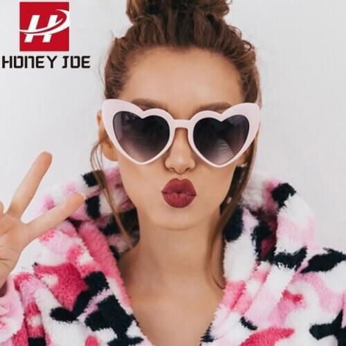 Vintage Fashion Heart Sunglasses Women Brand Designer Love Lolita Cat Eye Sun Glasses Party Eyewear Eye Glasses Shades UV400