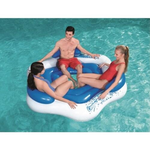 Ocean Paradise Lounge Chairs Floating Rows of Floating Beds Floating Resting Rows of Swimming