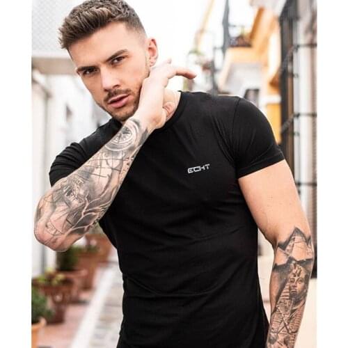 Summer Mens Sports T-Shirt Gym T-Shirt Mens Bodybuilding T-Shirt Mens T-Shirt Sports Running Short Sleeve New Fashion Casual