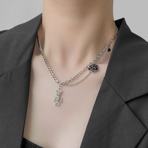 VSnow Hiphop Cute Asymmetric Little Bear Flower Pendant Necklace for Women Girls Chunky Chain Metal Rhinestone Necklace Jewelry