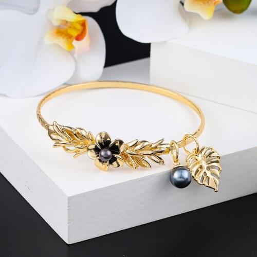 New Designer Hawaiian Trendy Bangle Fashion Samoan Marshall Jewelry Polynesian Flowers Leaves Pearl Bracelets Bracelet for Women