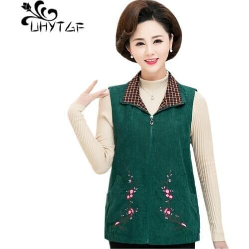 UHYTGF Loose 5XL plus size vest womens fashion corduroy embroidered spring vests for women casual sleeveless Short waistcoat 938