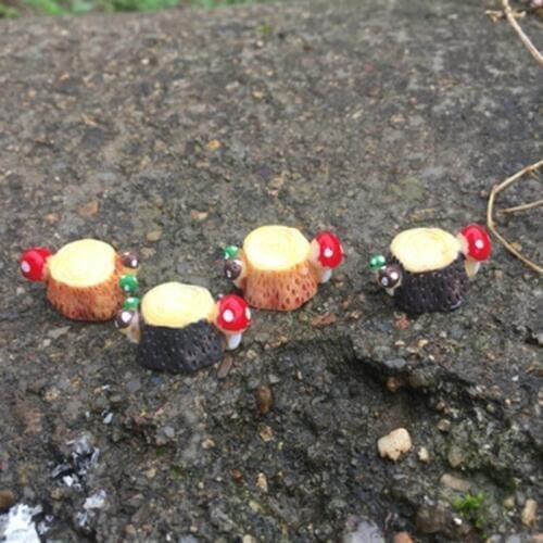 ZOCDOU 2 Pieces Mushroom Tree Stump Stool Stock Butt Model Small Statue Little Figurine Crafts Figure Ornament Miniatures Desk