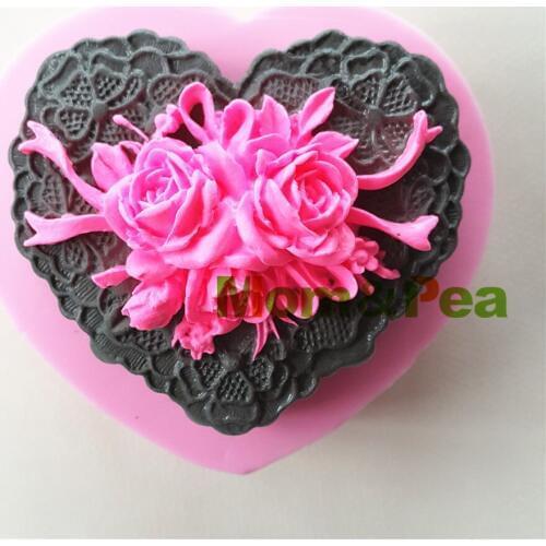 Mom&Pea 1036 Free Shipping Heart Shaped Floral Lace Silicone Mold Cake Decoration Fondant Cake 3D Mold Food Grade Soap Mold