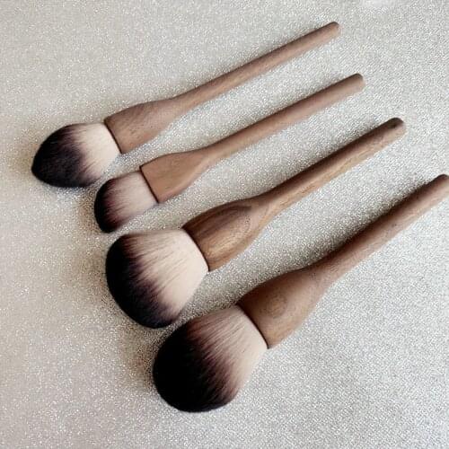 1Pc Solid Wood Walnut Large Retro Loose Powder Brush Honey Powder Brush Powder Brush Highlight Brush Blush Brush Repair Brush