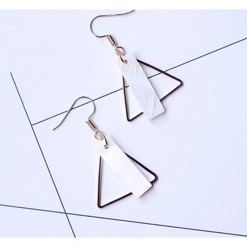 2021 New Fashion New fashion jewelry Simple copper Triangle shell stud earring gift for women girl Stud Earrings Gifts