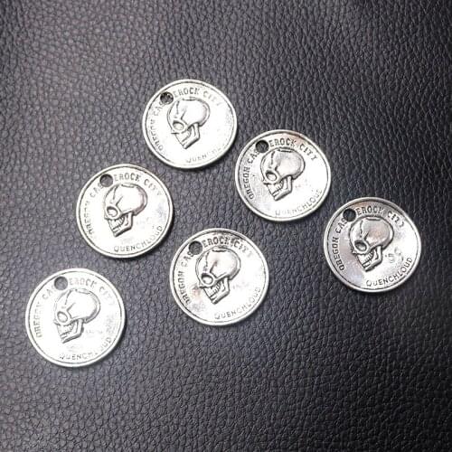 4pcs/lot Silver Plated Round Skull Charm Metal Pendants DIY Necklaces Bracelets Jewelry Handicraft Accessories 56*15mm P728