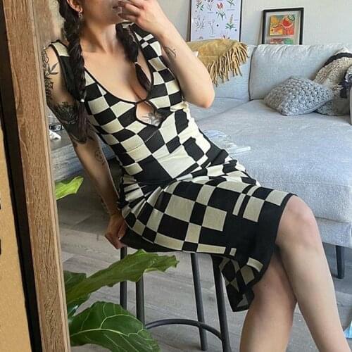 Female Knitted Plaid Dress Adults Ladies V-Neck Sleeveless Hollow Out Dress for Summer Black Red Green