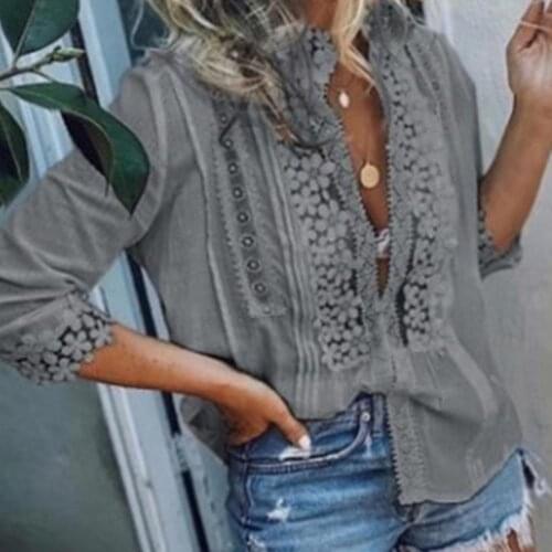 2021 New Fashion Summer Womens Casual Loose Top Sexy Decolletage Embossing T-Shirt Floral Print Loose Half Sleeve Tees Women