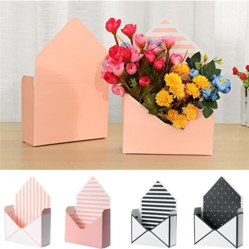 12Pcs/Set Bouquet Gift Box Envelope Flower Boxes Hand Holds Folding Floral Bouquet Paper Box Romantic Flower Paper Holder Decor