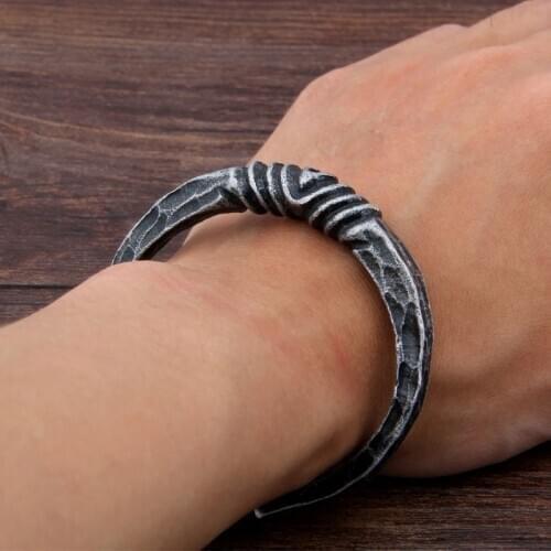 Iron bangle,personal link,other people buy it will not pay