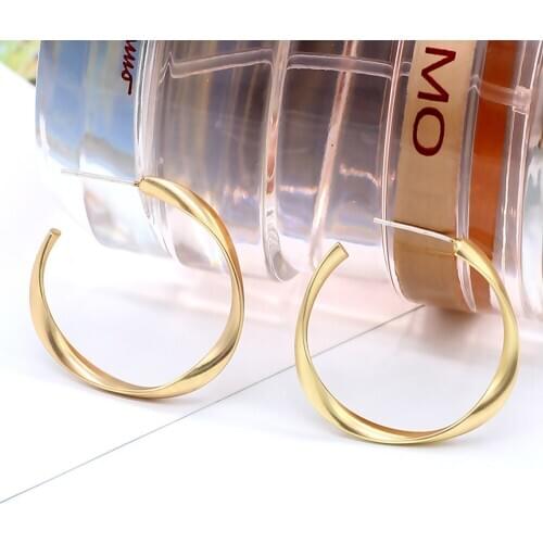 2018 latest fashion big circle s-ilver earrings simple and elegant gold earrings