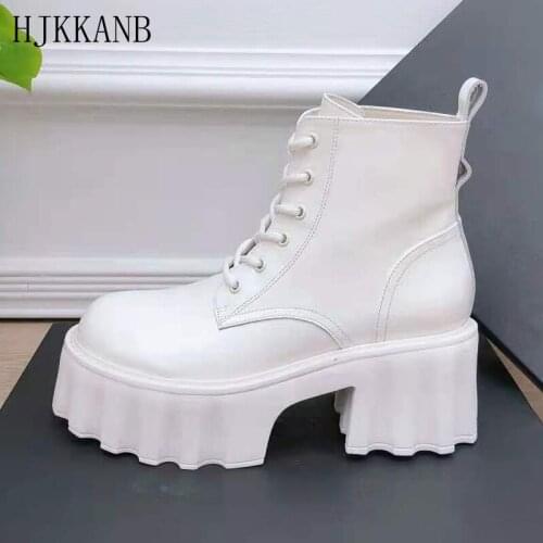 Platform Ankle Boots Women Fashion British Style Martin Boots Round Toe Lace Up Leather Short Boots Female Motorcycle Boots New