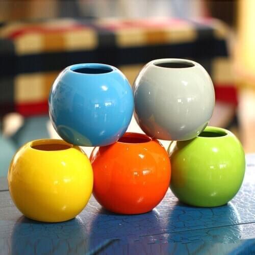 1PC Ceramic Vase Flower Pot Round Shape Table Creative Handmade Porcelain Delicate Wedding Home Decoration Accessories ME 036