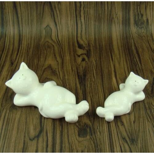 Porcelain Sunbathing Cats Figurines Decorative Ceramics Kitty Miniatures Novelty Animal Ornament Art and Craft Gift Accessories