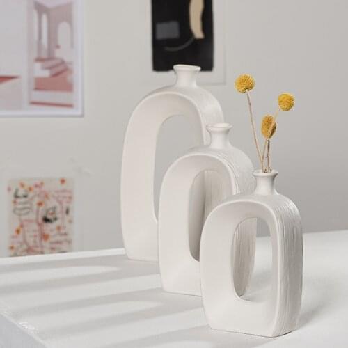 INS Ceramic Vase Minimalism Modern Home Decor White Vase Nordic Art Flower Arrangement Vases for Decoration Photography Props