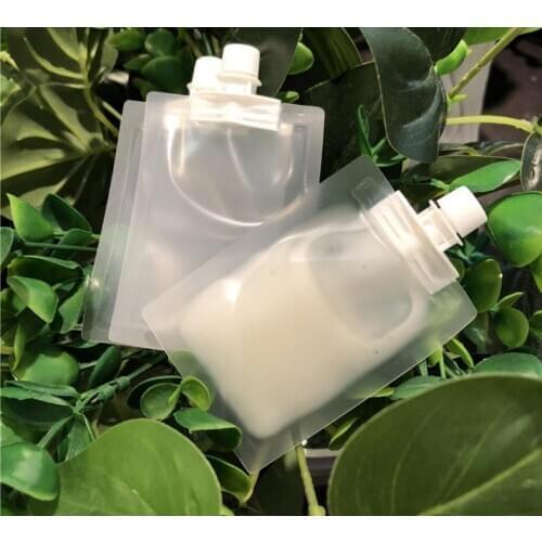1000pcs 5ml Sample Liquid Plastic Spout Bag Translucence Cream Lotion Packaging Pouch For Cosmetic Makeup Premium Giveaway SN318