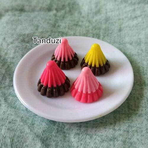 Tanduzi Wholesale 100PCS Miniature Sweets Small Fudge Pudding Resin Crafts Miniature Food Flatback Cabochon DIY Decoden