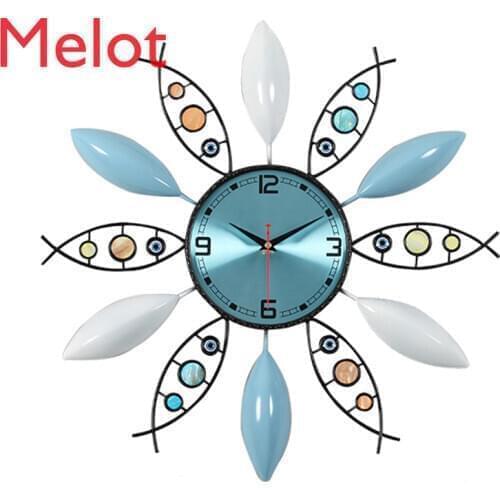 Nordic Affordable Luxury Modern Clock Quartz Clock Affordable Luxury Type Wall Watch Home Living Room Wall Clock Personality