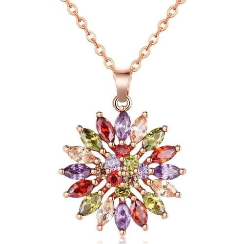 YJGS Rose Gold Inlaid Colorful Zircon Pendant Necklaces Female Fashion Water Drop Charm Nacklace Length 45CM Accessories Jewelry
