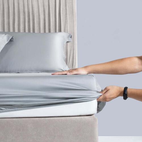 Smooth Bed Cover Mattress Cover Hygroscopic Breathable Non-slip Bedspread Protection Pad Cover Bed Sheet Hotel Home Bedspread