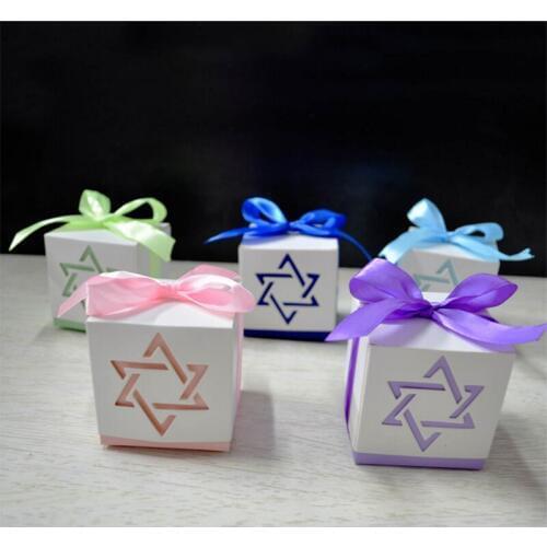 100Pcs/set Star Pentagon Laser Cut Hollow Carriage Favors Gifts Candy Boxes With Ribbon Baby Shower Wedding Party Supplies