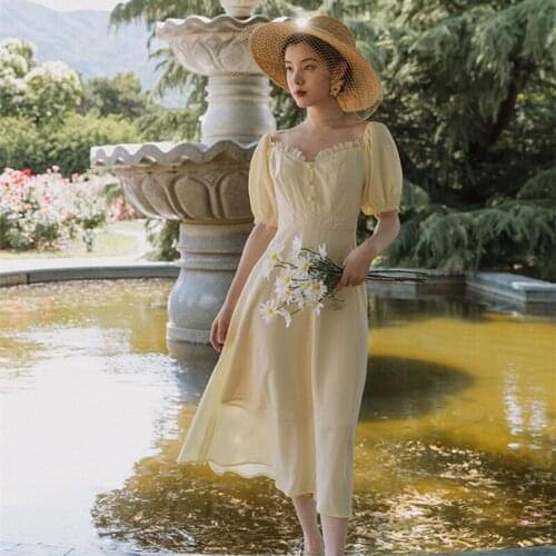 French Retro Girl Dress Women 2021 Summer Ruffled Lace Sweet Sexy V-neck Ladies Puff Sleeve Vestidos Fashion Elegant Dresses