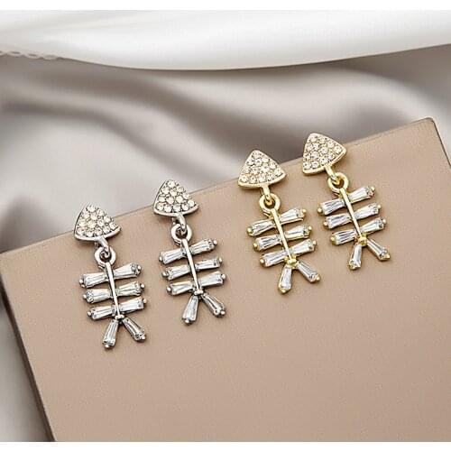 VSnow Korean Statement Crystal Metal Fish Bone Dangle Earring for Women Trendy Gold Color Rhinestone Earring Jewelry Pendientes