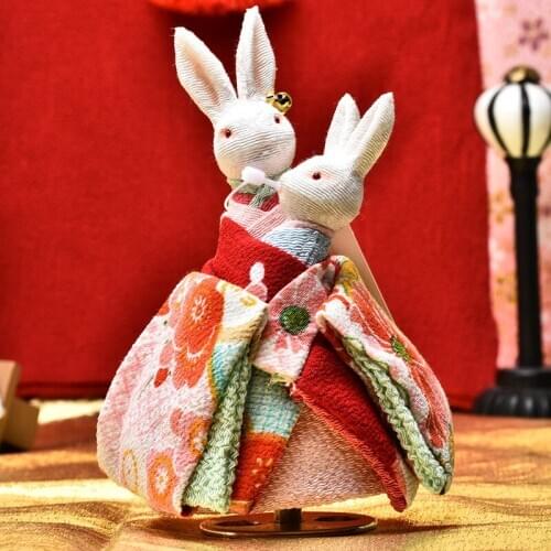 Japanese Spin the kimono rabbit to get married music box Movement Resin Bedroom desktop decoration Collectibles Birthday gift
