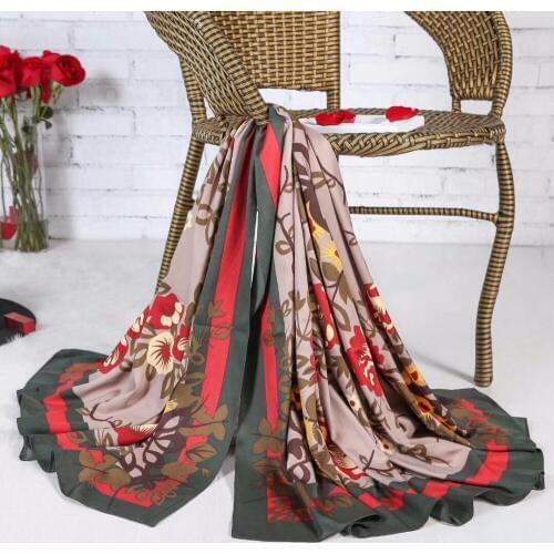 New Fashion Floral Print 100% Silk Scarf Womens European Silk Scarf Digital Printing Turban Large Wrap Womens Big Turban