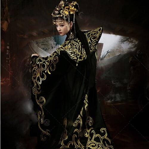 WYJN High Quality Delicate Embroidery Heavy Beading Pailette Empress Princess Long Train Costume Stage Show Drama Cosplay Hanfu